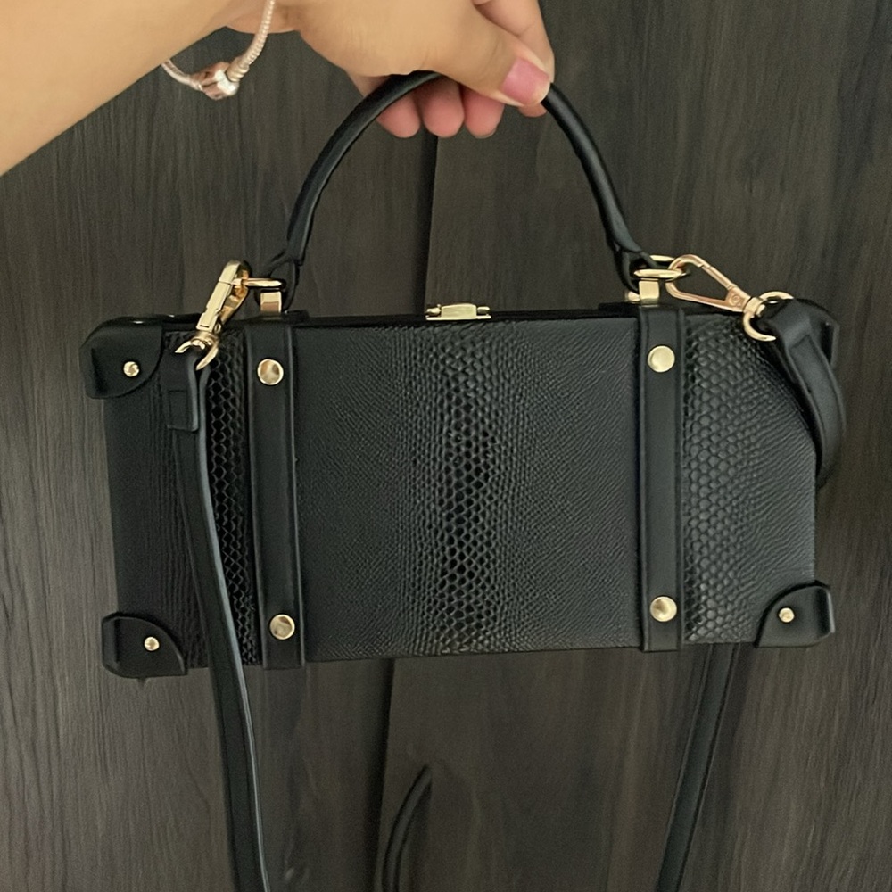 Like dream the case satchel crossbody - Picture 6 of 9